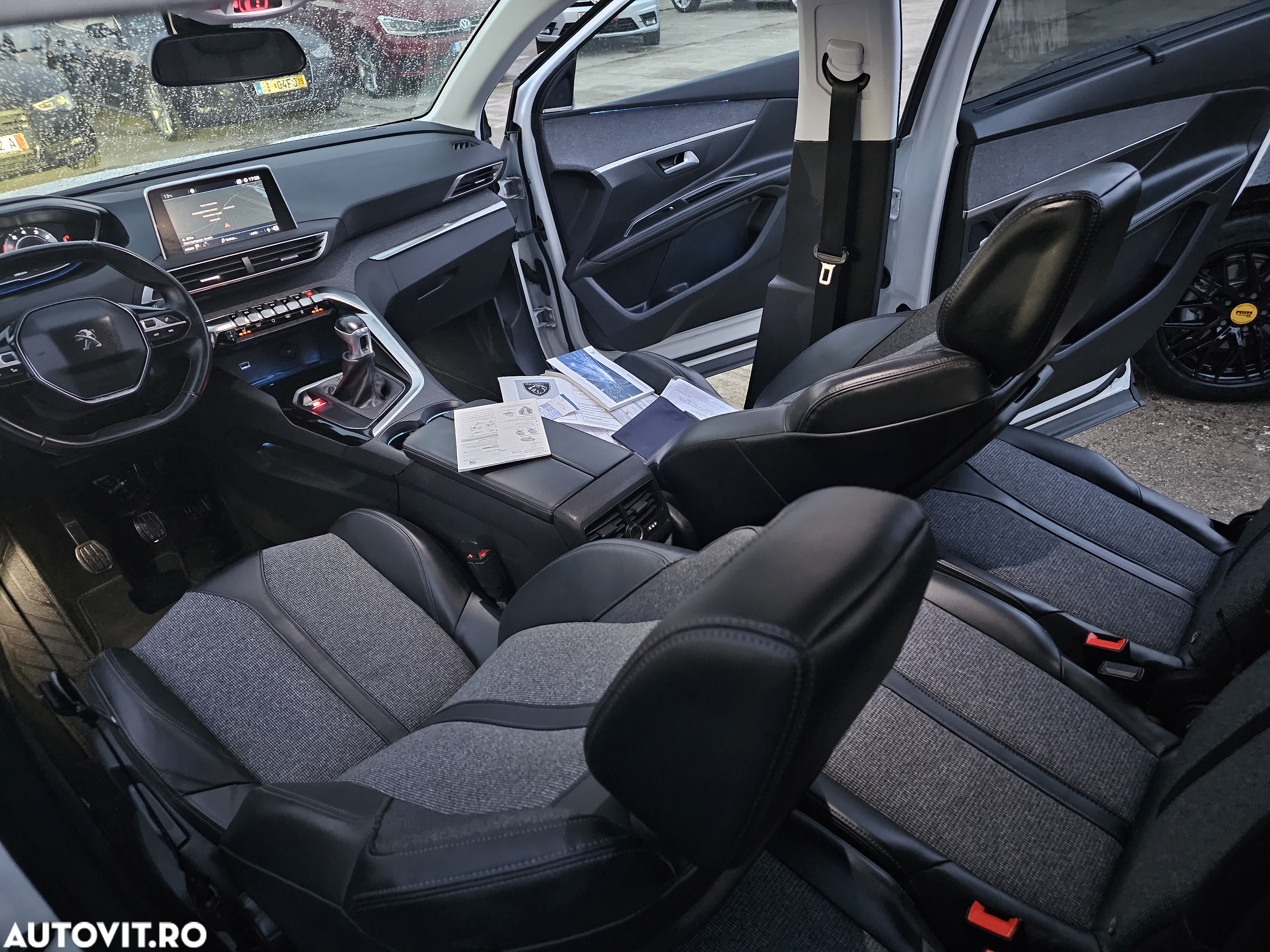 Peugeot 5008 1.2 Puretech Turbo s&s GT-Line - 3