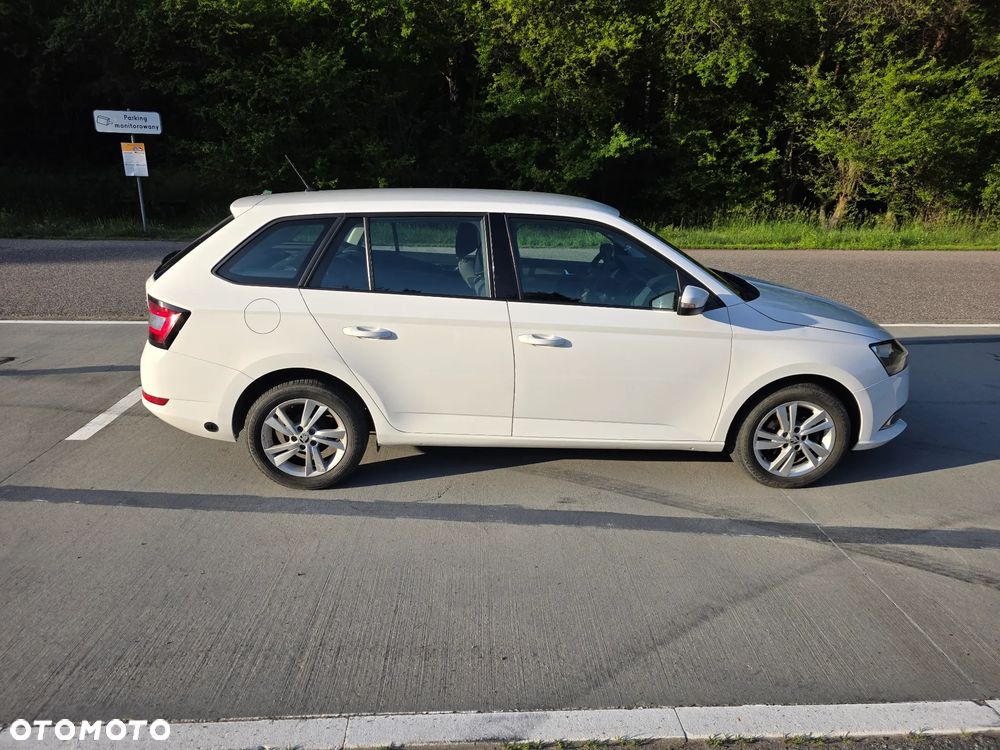 Skoda Fabia - 11