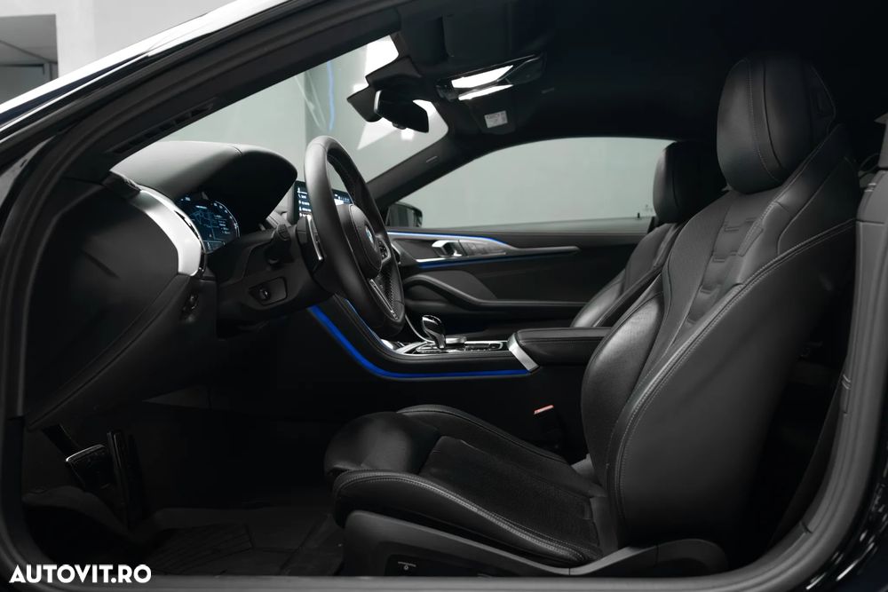 BMW M8 M850i xDrive AT - 18