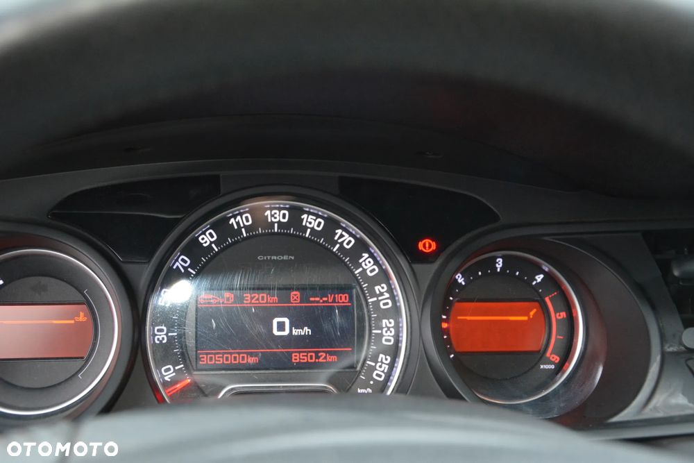 Citroën C5 2.0 HDi Attraction - 9