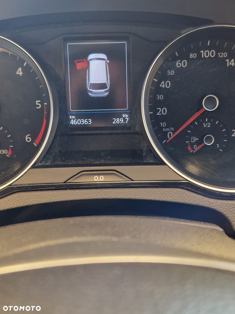 Volkswagen Passat - 35