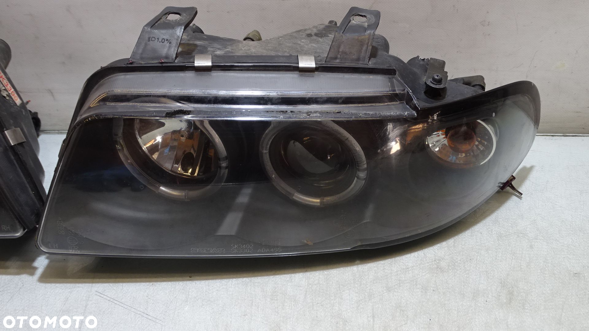 LAMPY PRZEDNIE KPL. AUDI A4 B5 1.9TDI - 4