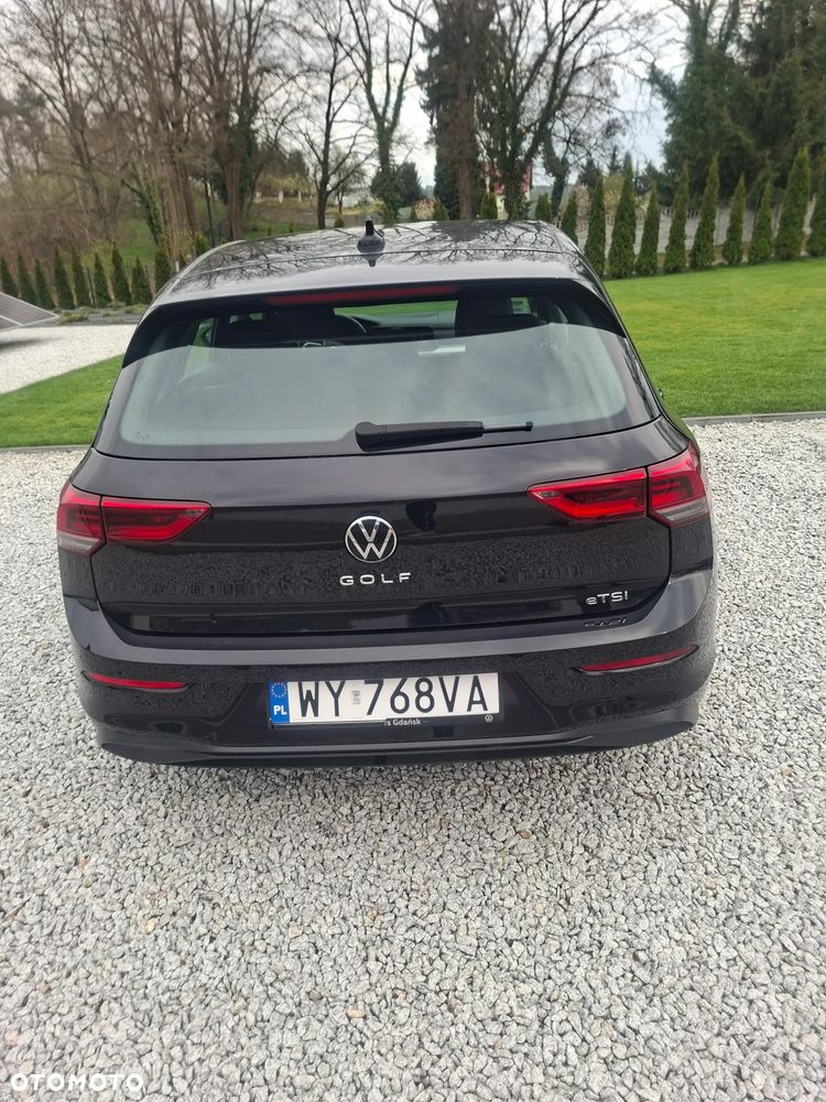 Volkswagen Golf 1.5 eTSI Life DSG - 2