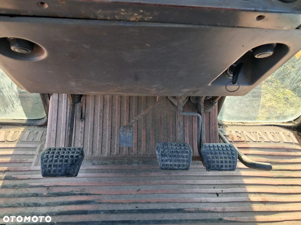 Renault 95-12 TX. - 9