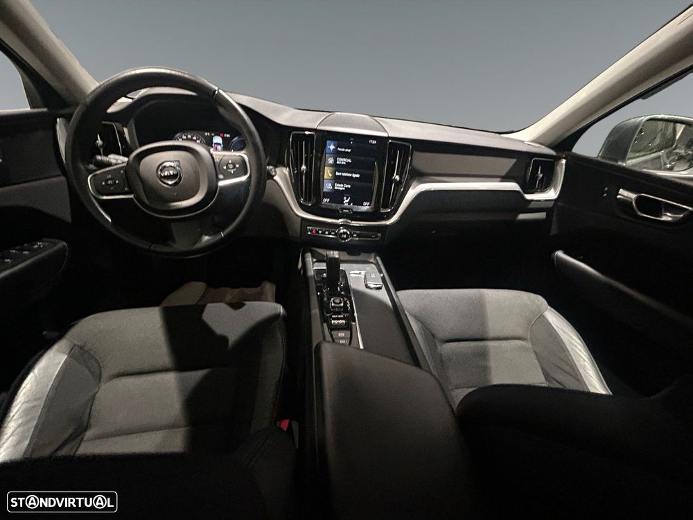 Volvo XC 60 2.0 T8 PHEV Momentum AWD - 11