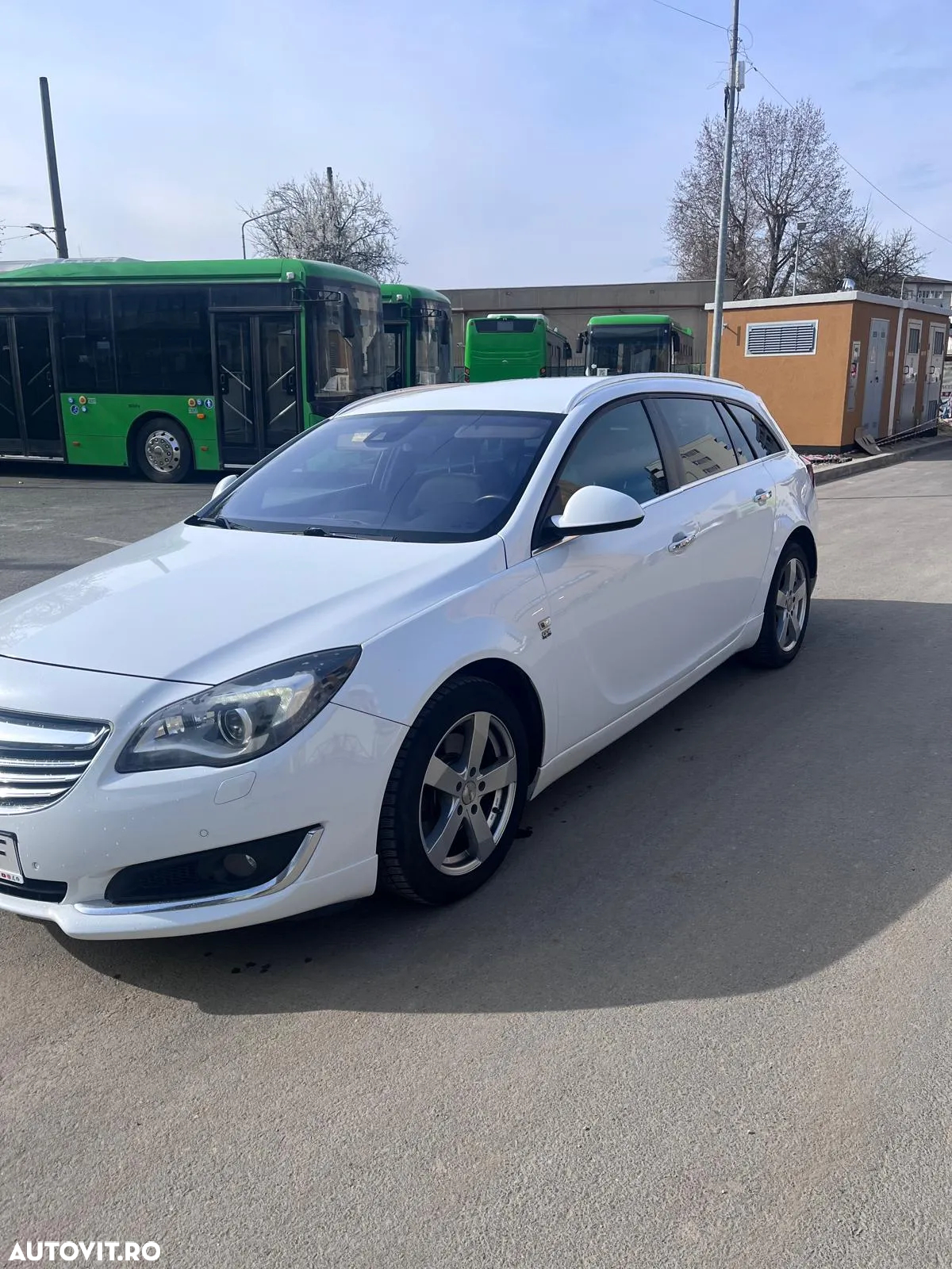 Opel Insignia 2.0 CDTI ECOTEC Country Tourer Aut. - 2
