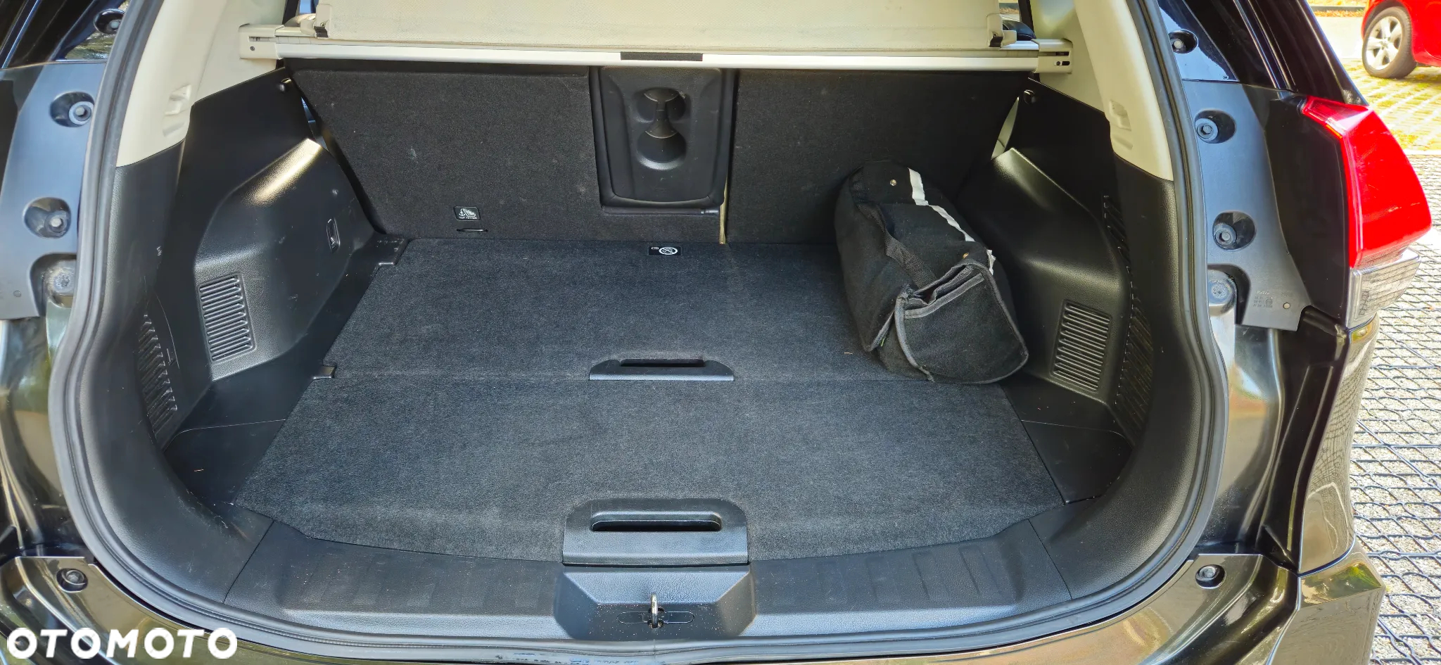 Nissan X-Trail 2.0 dCi Tekna 2WD Xtronic - 15