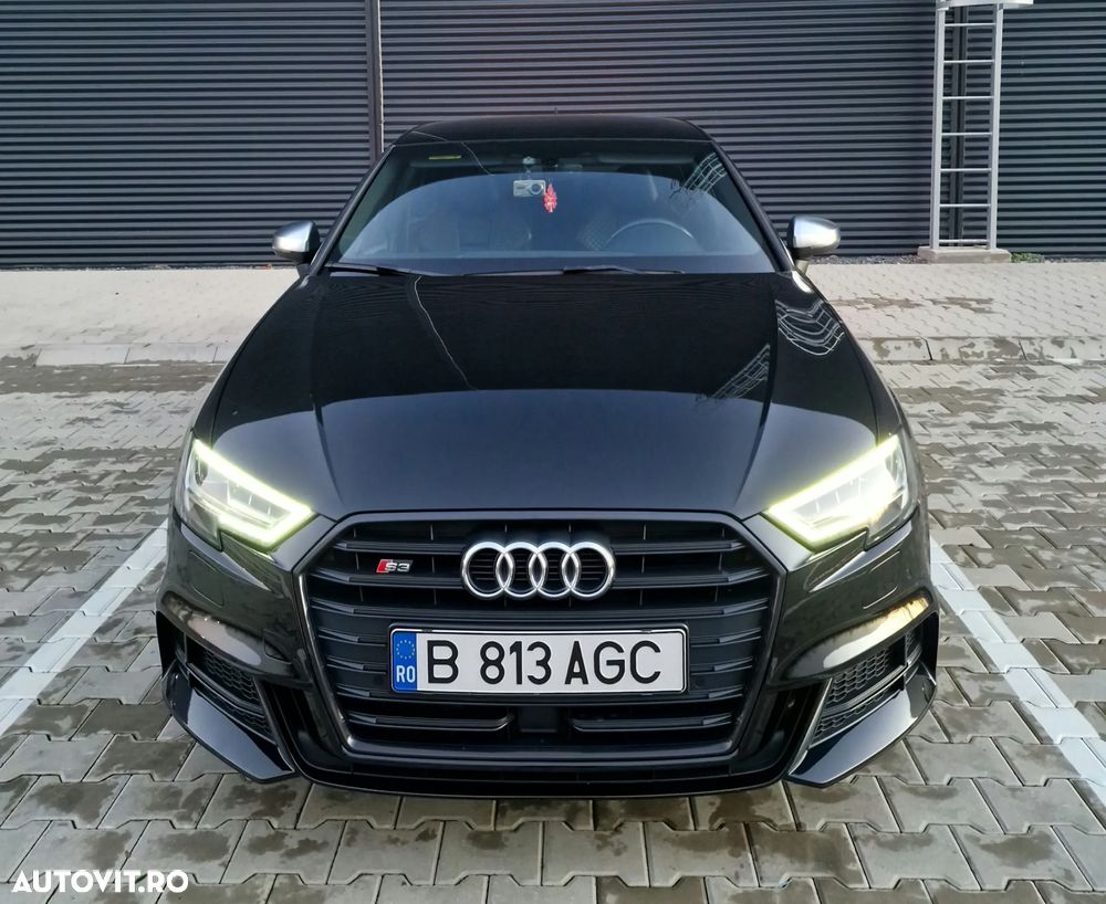 Audi S3 2.0 TFSI quattro Stronic - 1