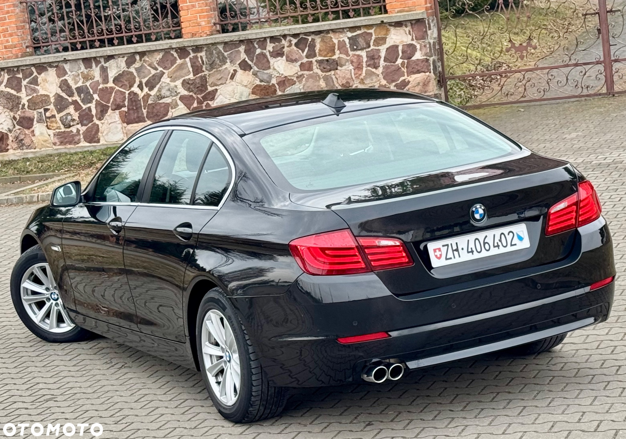 BMW Seria 5 523i - 10