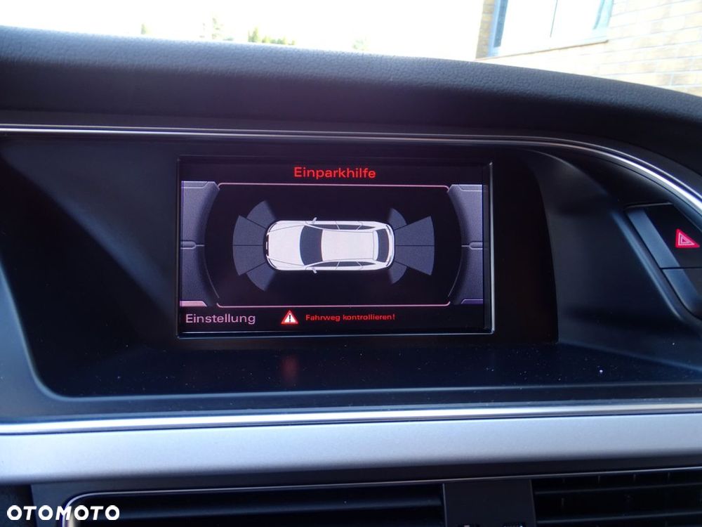 Audi A4 Avant 2.0 TDI S tronic quattro - 32