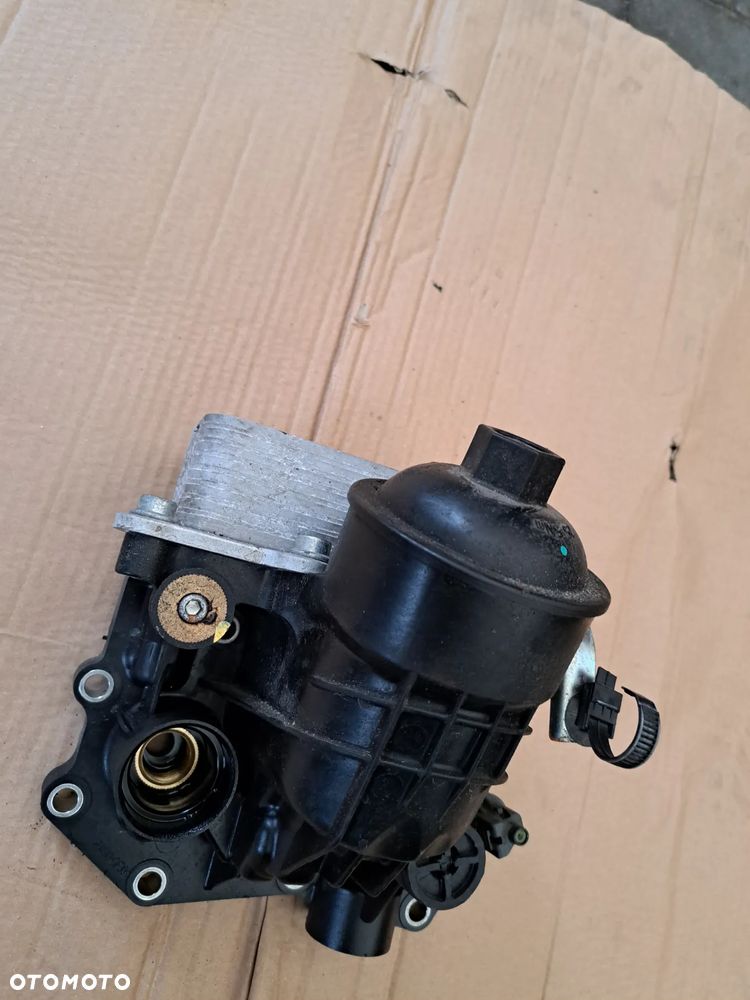 Isuzu d max 1.9 automat 2017- Podstawa filtra oleju