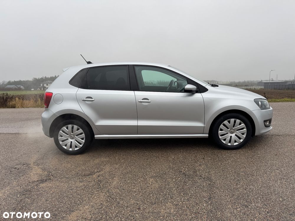 Volkswagen Polo - 5