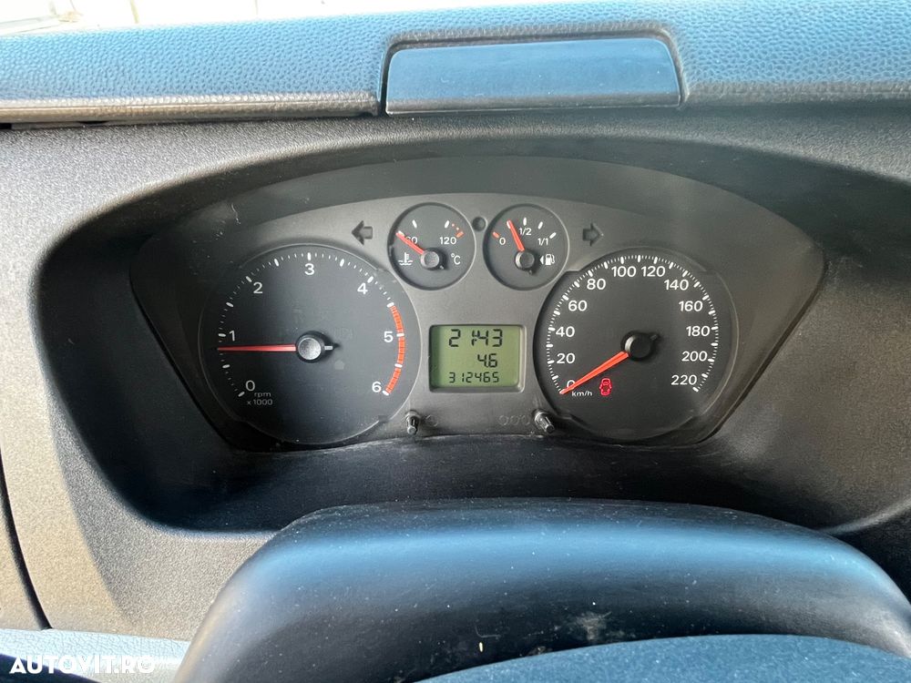 Ford Transit - 10