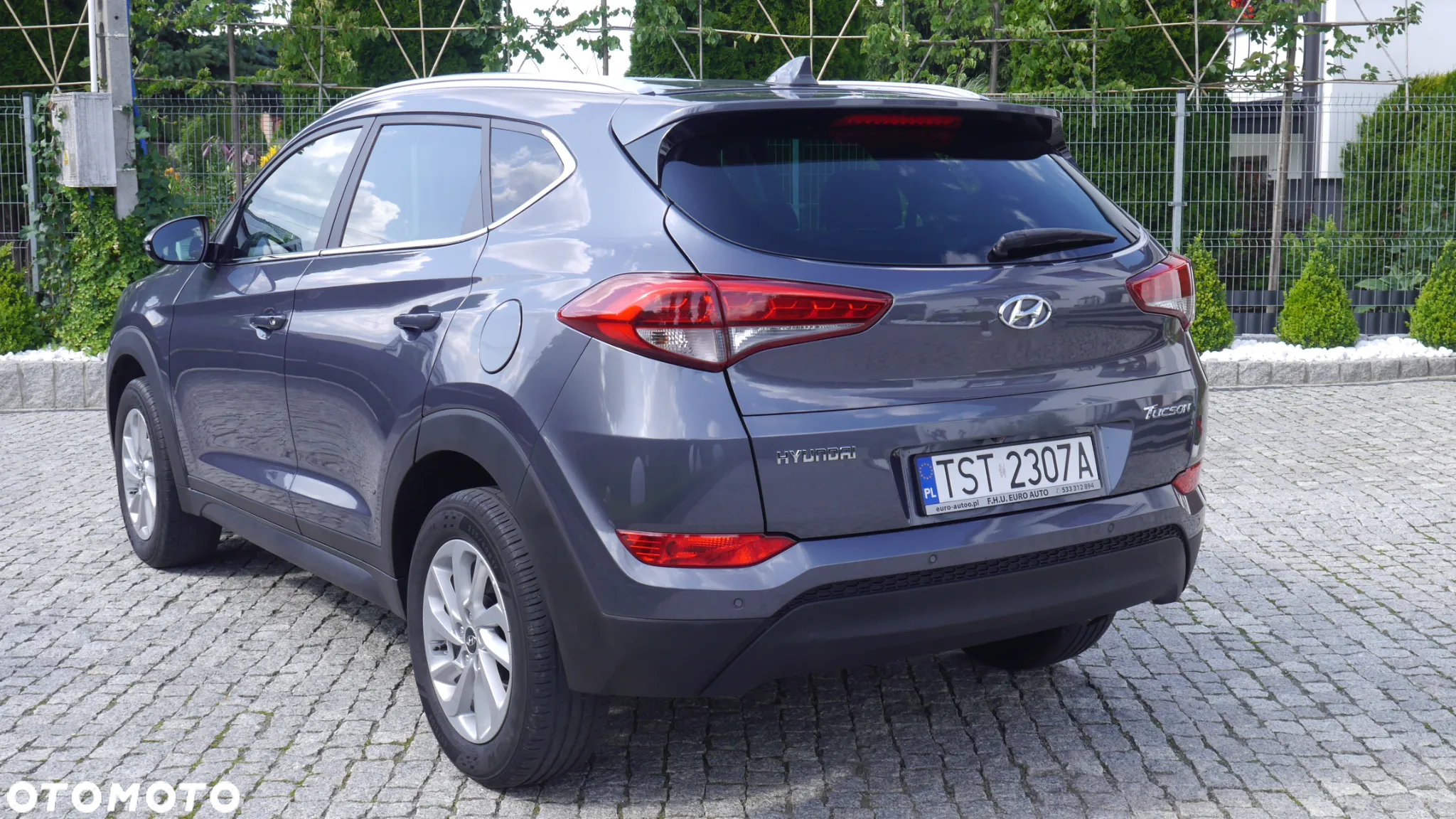 Hyundai Tucson blue 1.7 CRDi 2WD Style - 16