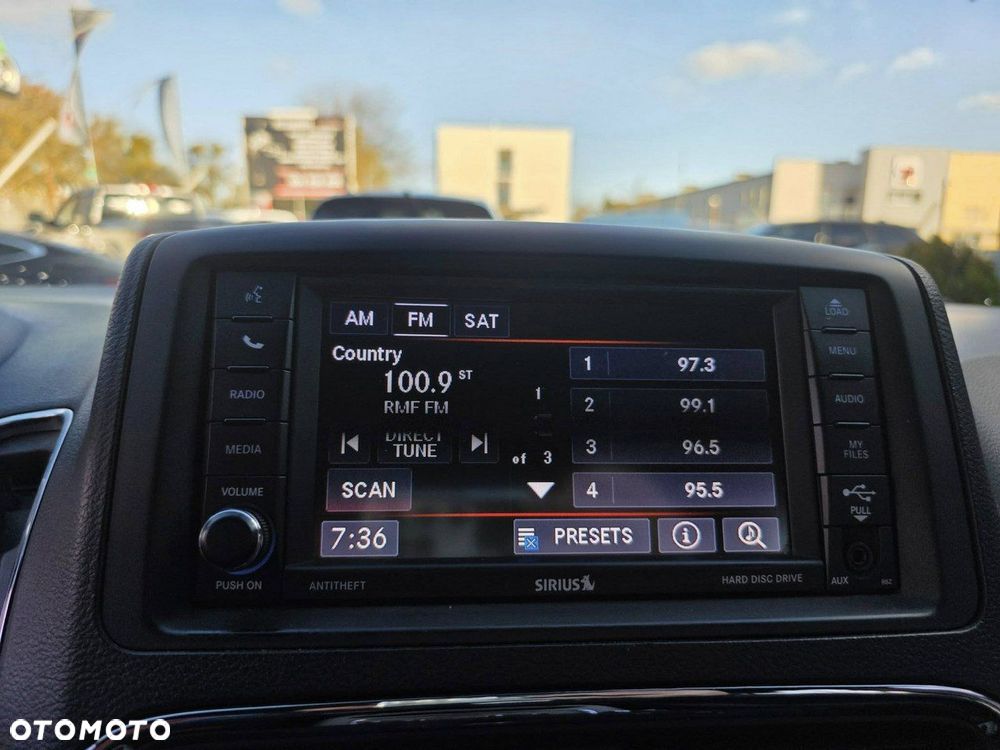 Dodge Grand Caravan - 18