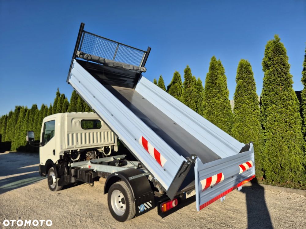 Nissan Cabstar 35.14/ NT400/ 2.5 140KM/ Wywrotka 3-stronna/ - 4