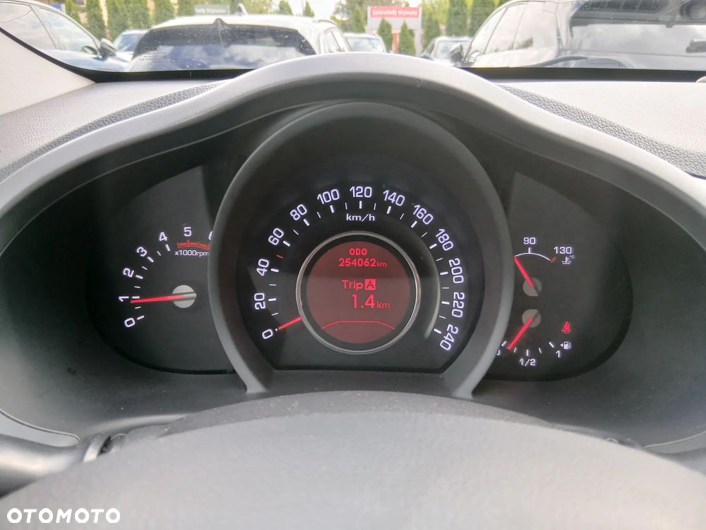 Kia Sportage 1.7 CRDI M 2WD - 13