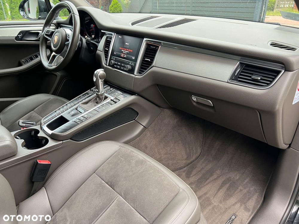 Porsche Macan - 20