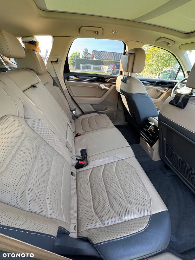 Volkswagen Touareg 2021 photo 5