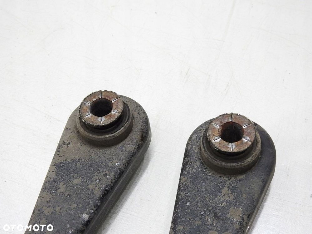 WAHACZ TYŁ TYLNY PEUGEOT 407 3.0 V6 HDI - 3