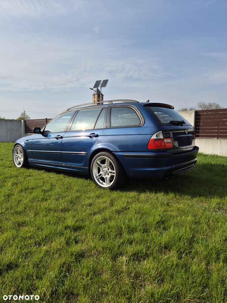 BMW Seria 3 320i Touring - 3