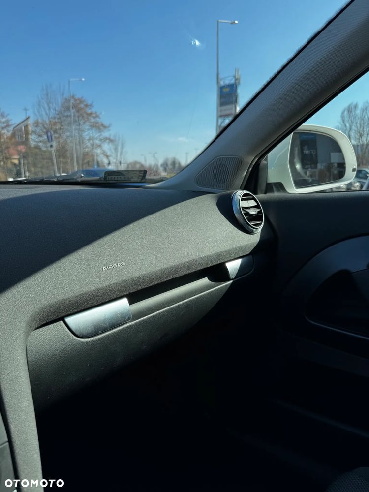 Audi A3 3-drzwiowe 1.9 TDI DPF S line Sportpaket (plus) - 27