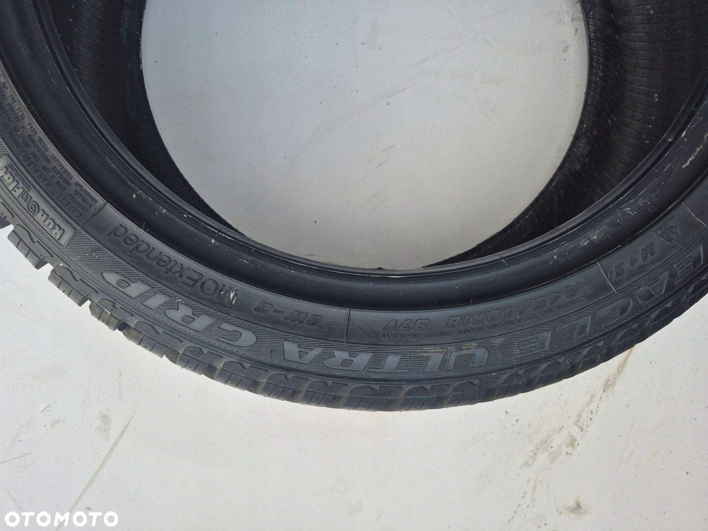 GOODYEAR EAGLE ULTRA GRIP GW-3 245/40R18 97V NOWA Z ZAPASU 1X - 3