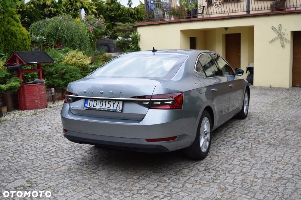 Skoda Superb 1.5 TSI L&K DSG - 6