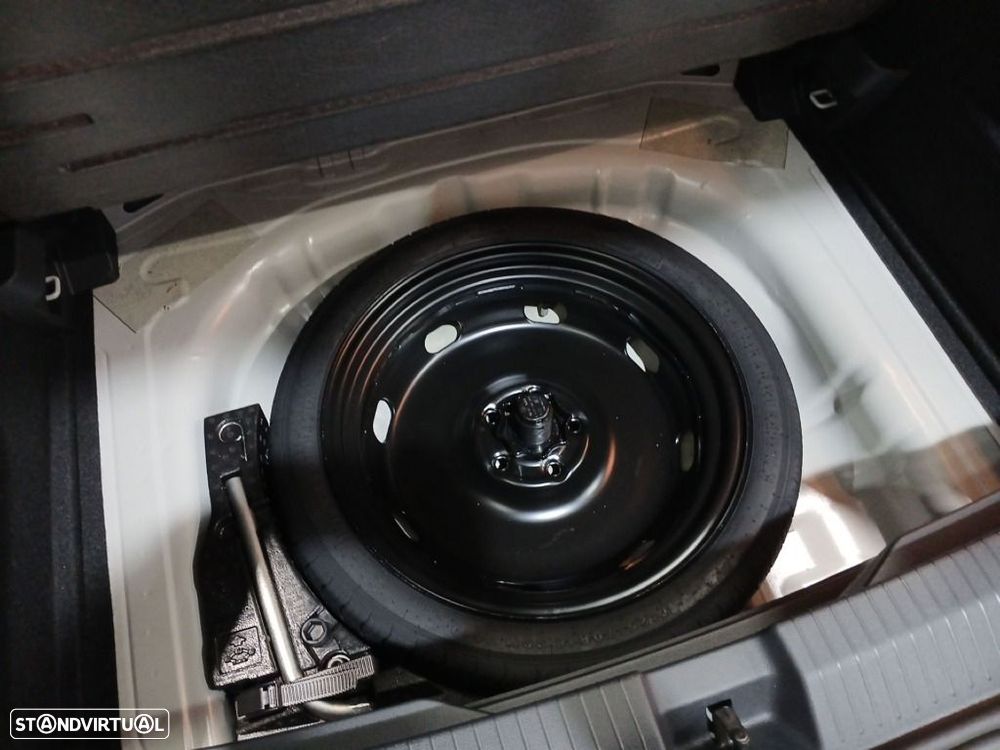 VW T-Roc 1.0 TSI Urban - 25