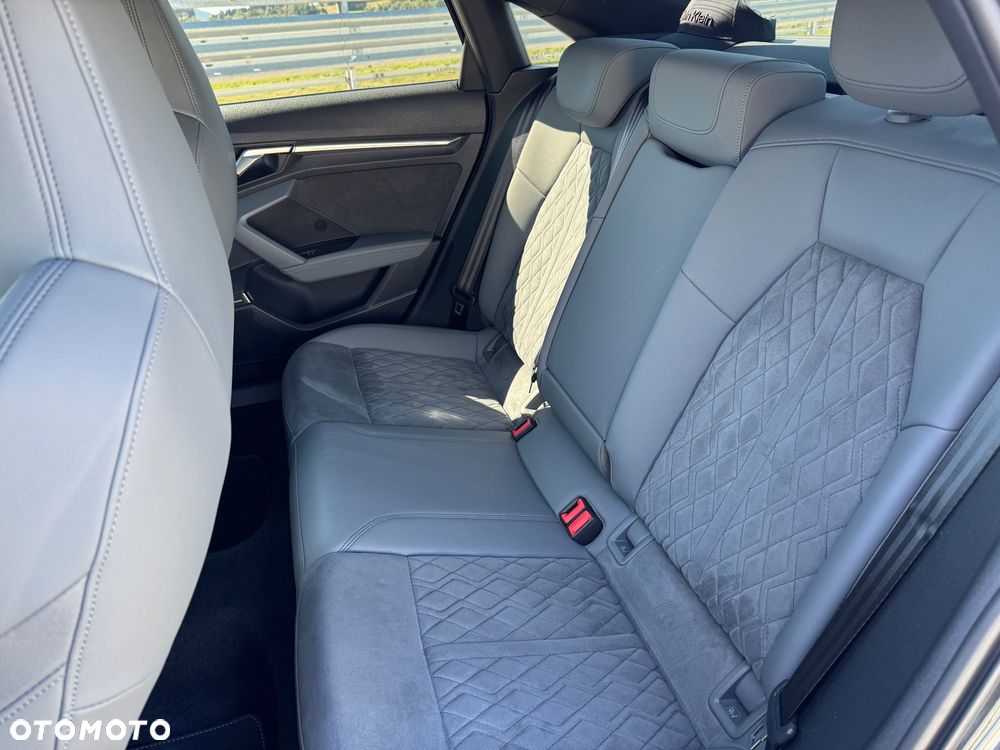 Audi A3 Limousine 35 TFSI S tronic S line - 12