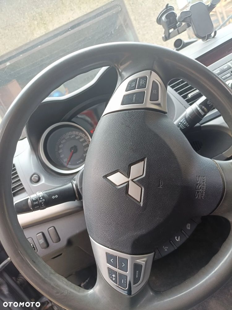 Mitsubishi Lancer 2.0 DID Intense - 7