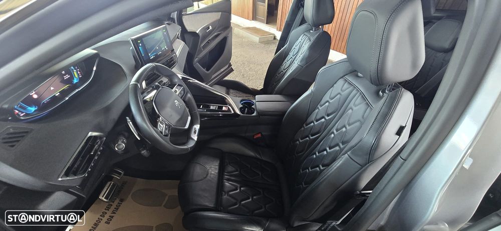 Peugeot 3008 1.6 Hybrid4 GT Pack e-EAT8 - 25