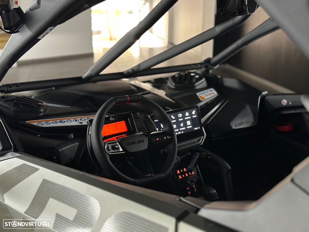 Can-Am Maverick R Can Am Maverick R XRC DCT SAS - 6