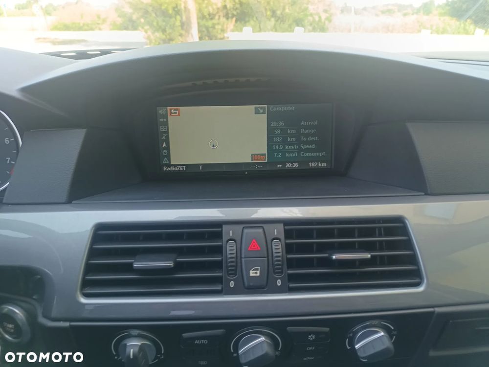 BMW Seria 5 520i Edition Sport - 11