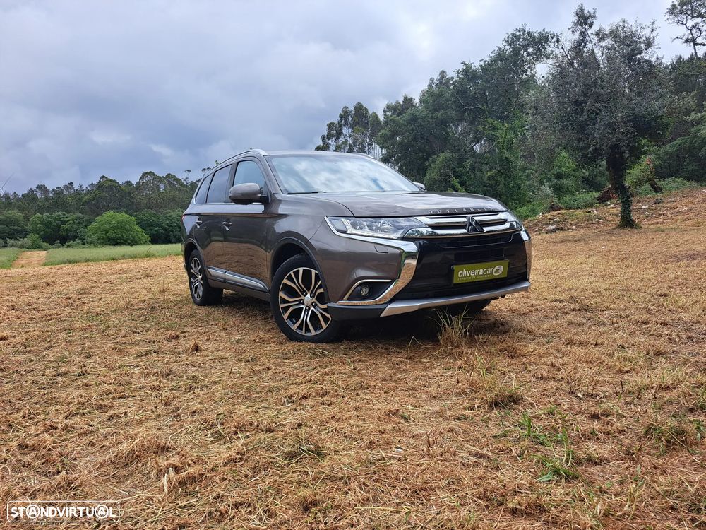 Mitsubishi Outlander 2.2 DI-D Intense - 12