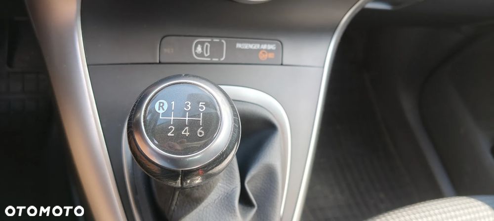 Toyota Corolla Verso - 32