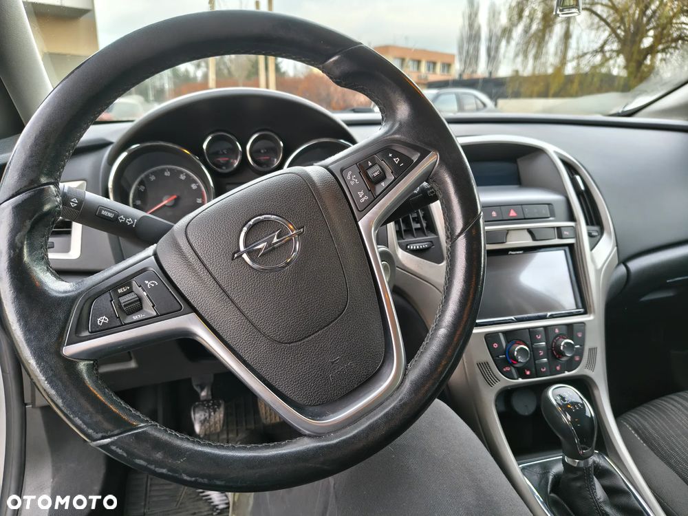 Opel Astra 1.4 Turbo - 7