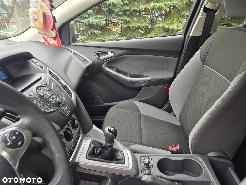 Ford Focus 1.6 TI-VCT Champions Edition - 19