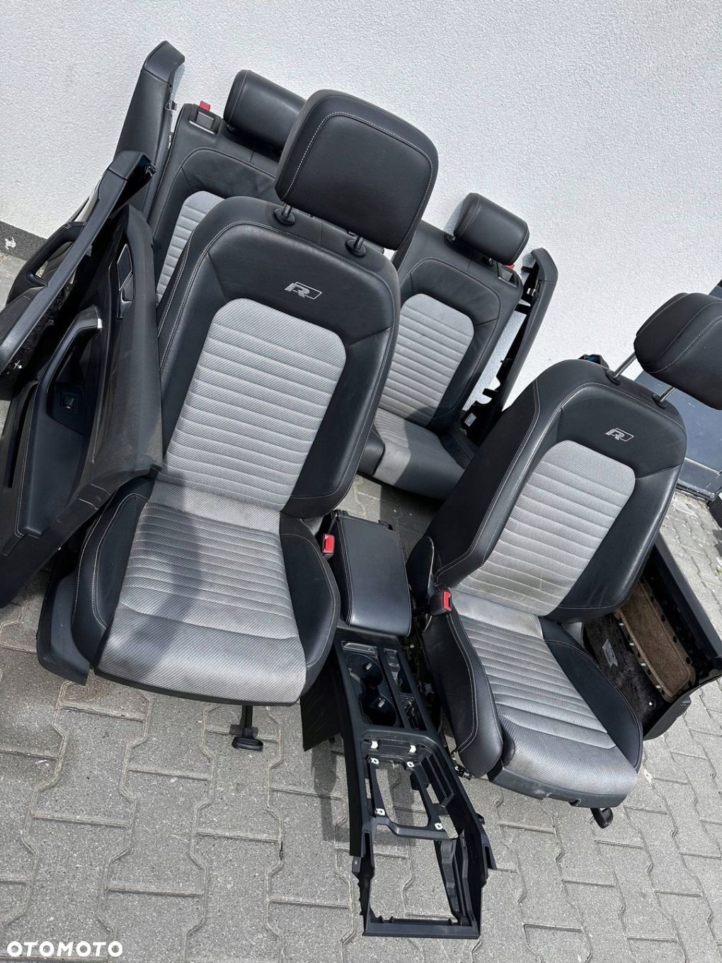 PASSAT B8 KOMBI R-LINE FOTELE TPICERKI ALCANTARA KOMPLET MASAŻ - 1