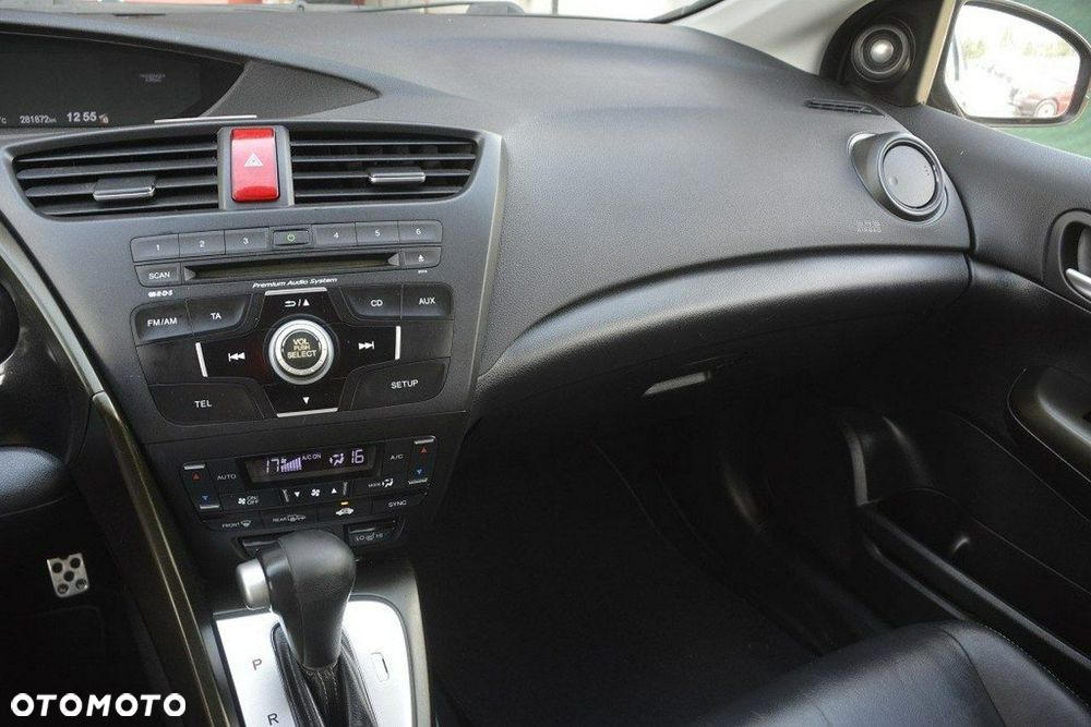 Honda Civic 1.8i-VTEC i-SHIFT Executive - 24