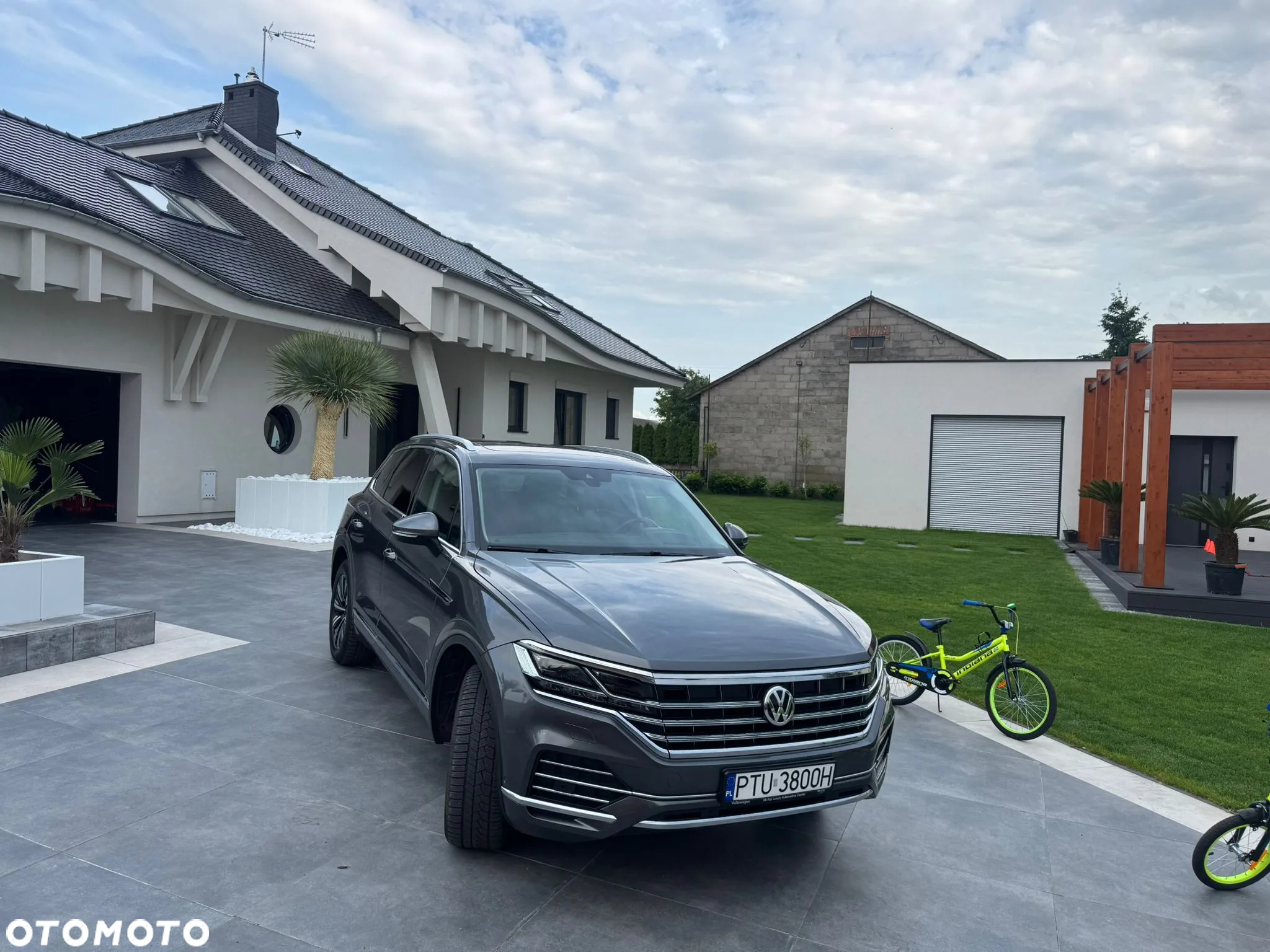 Volkswagen Touareg - 12