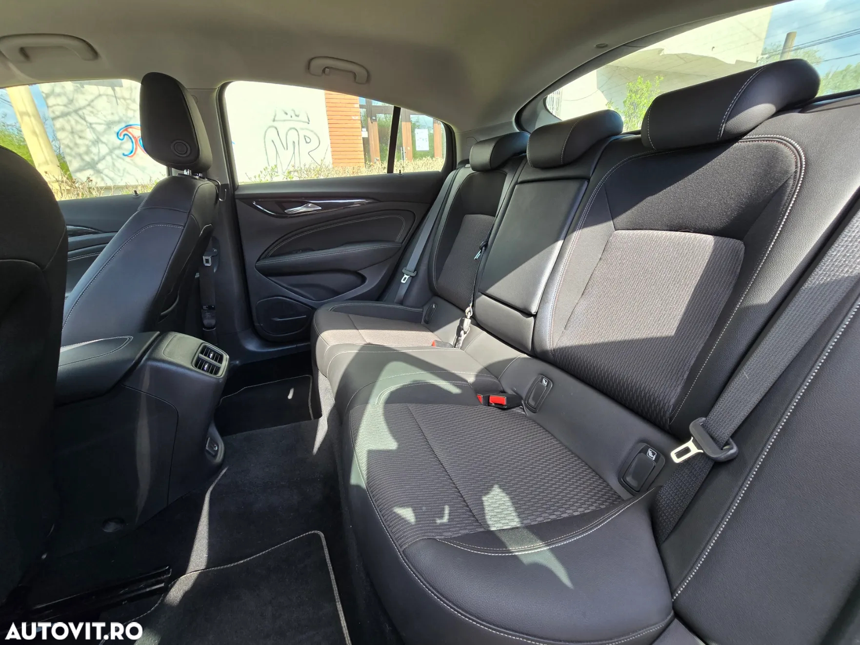 Opel Insignia 2.0 CDTI ECOTEC Sport Aut. - 6