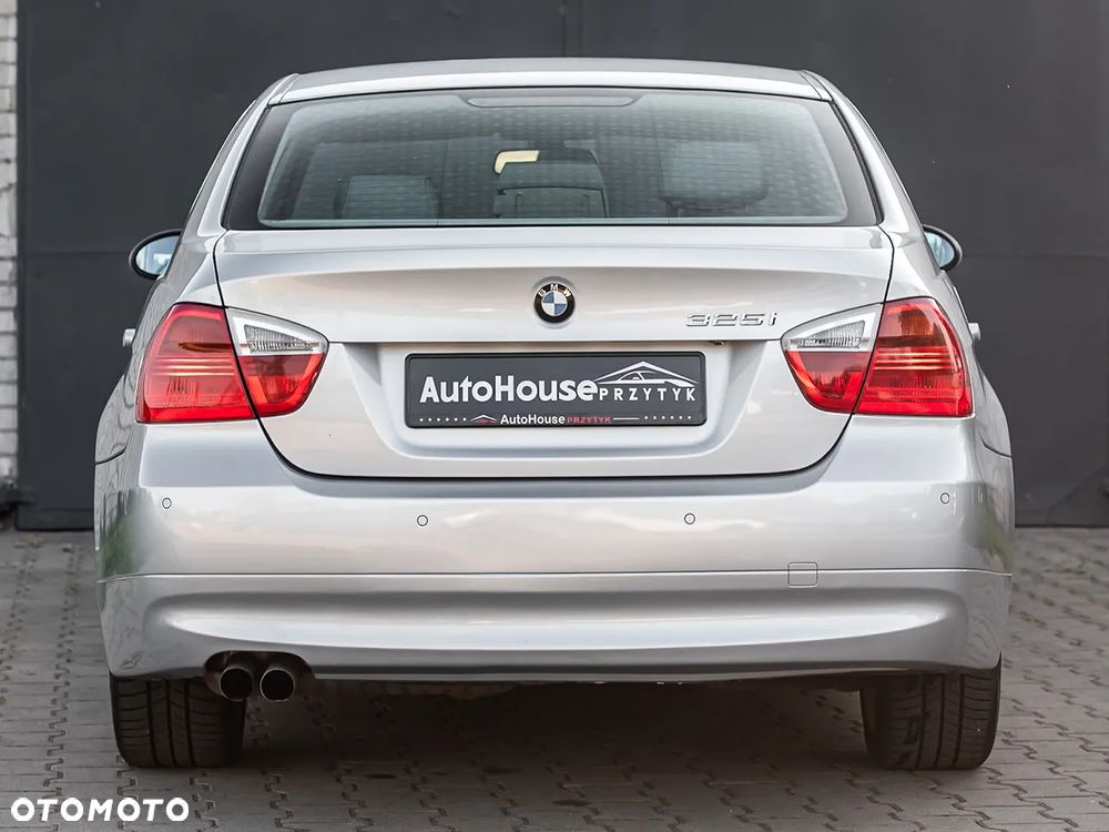 BMW Seria 3 325i - 9