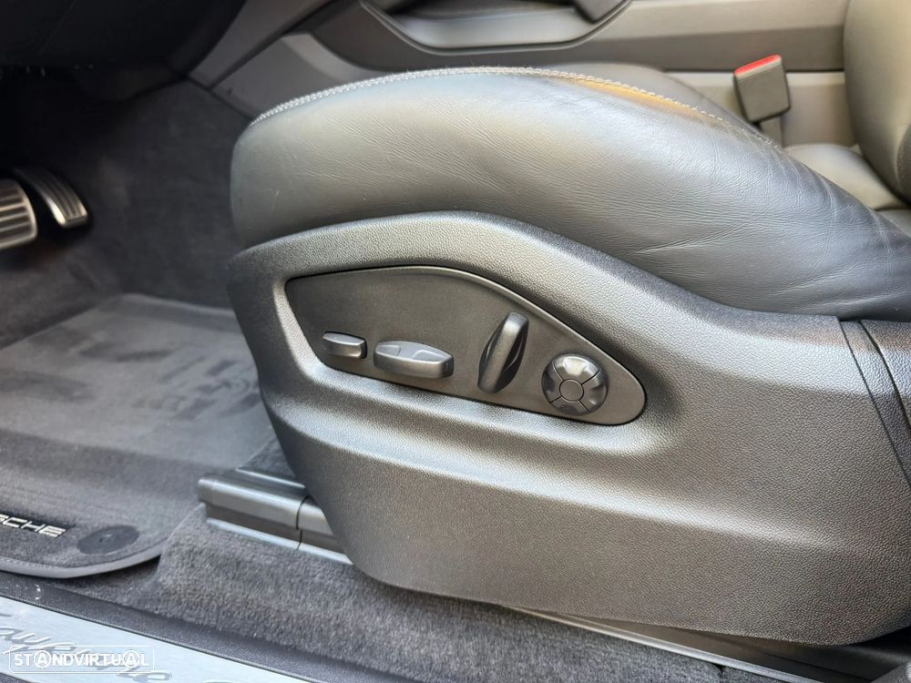 Porsche Cayenne S E-Hybrid Tiptronic S - 3