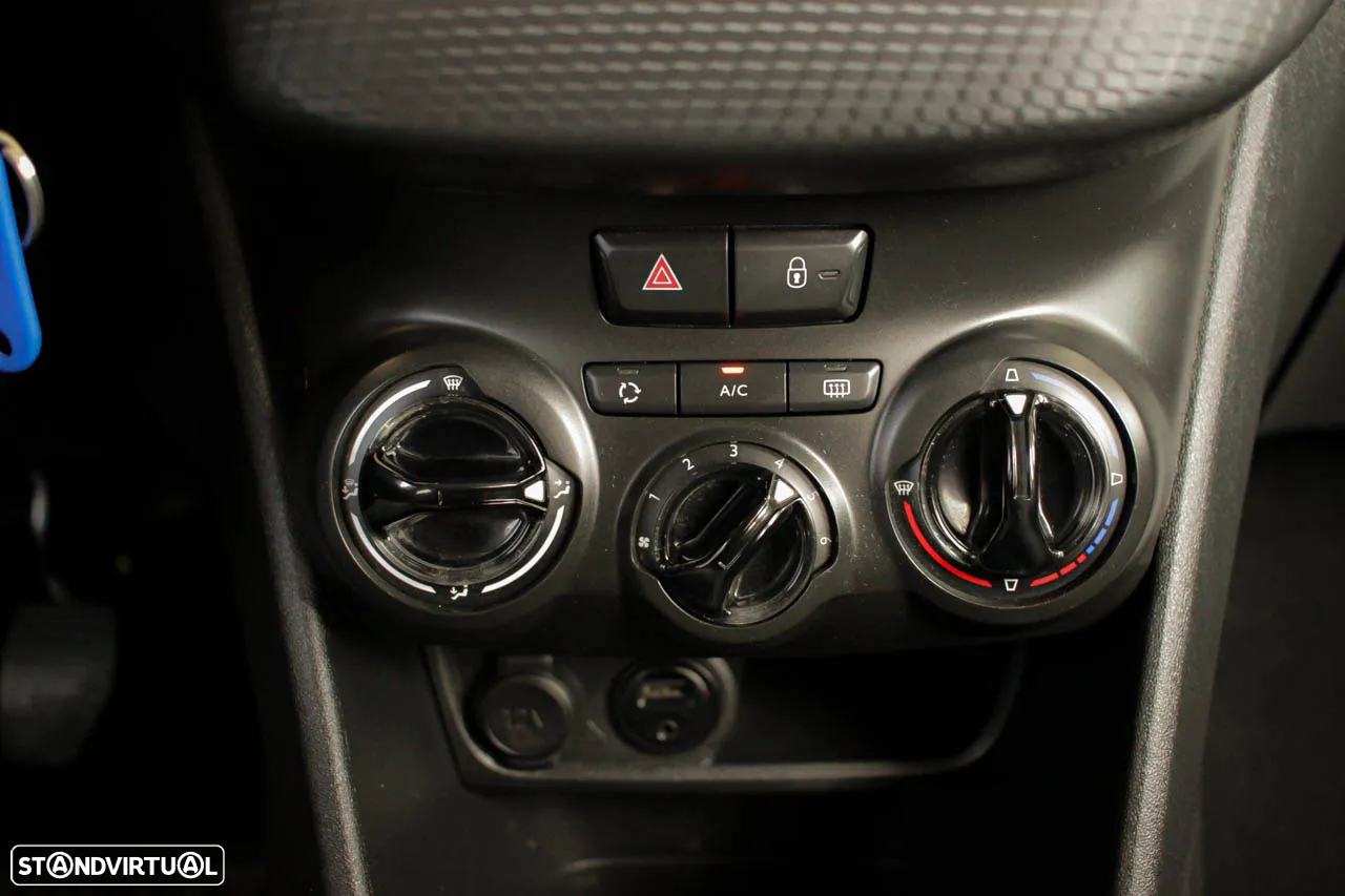 Peugeot 208 1.2 PureTech Style - 15