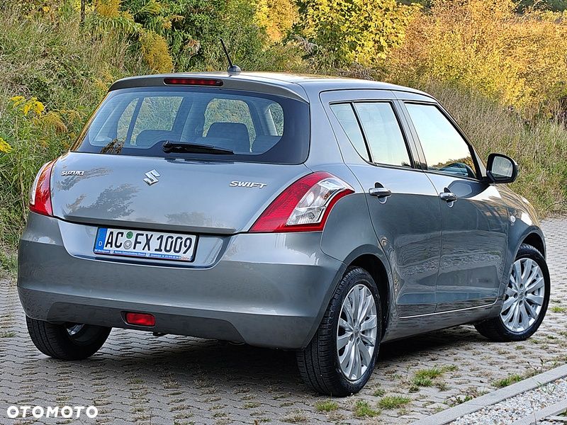 Suzuki Swift 1.2 Premium - 4