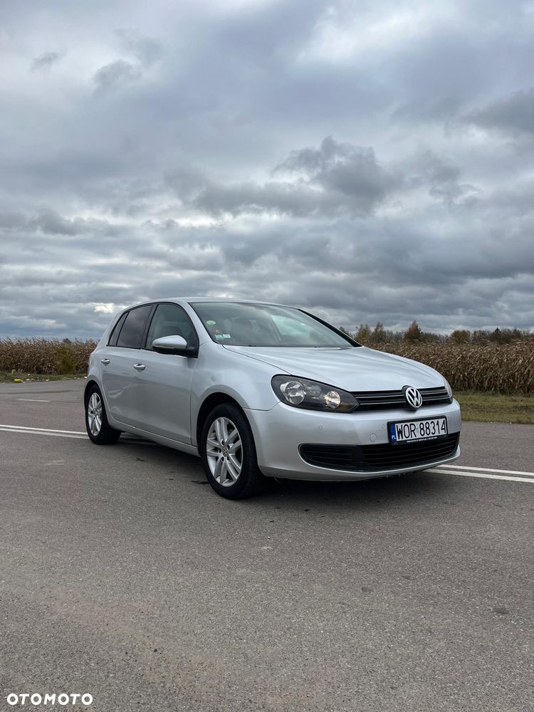 Volkswagen Golf 1.6 TDI DPF Highline - 12