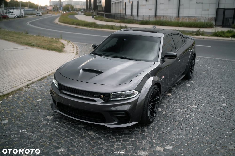 Dodge Charger 6.4 Scat Pack Widebody - 13