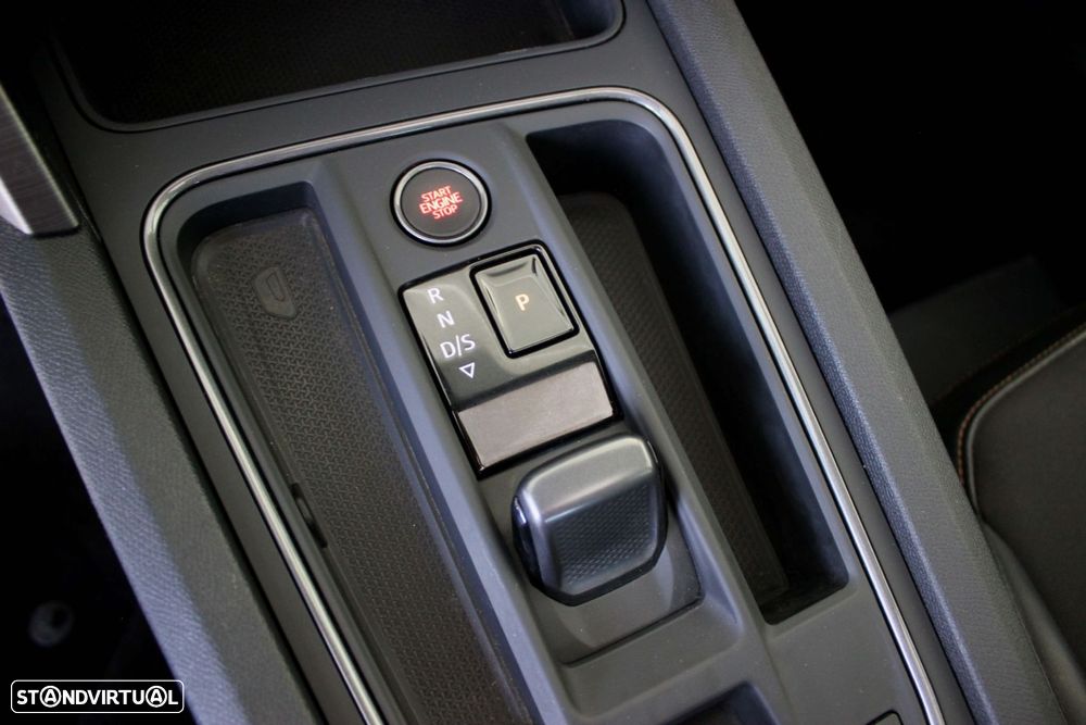 Cupra Leon 1.5 eTSI MID DSG - 33