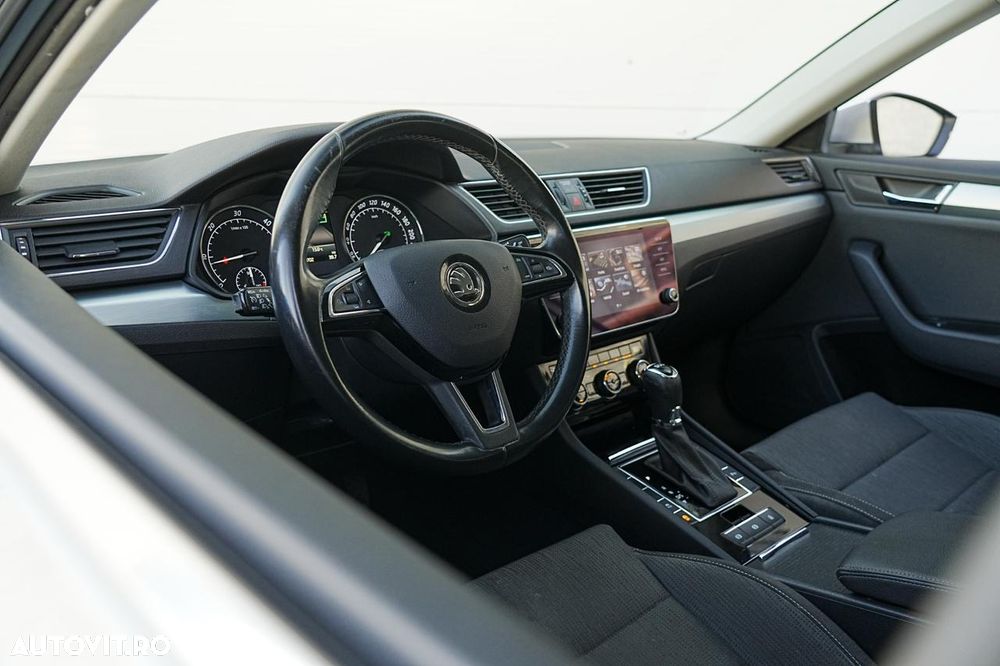 Skoda Superb 2.0 TDI DSG Style - 16